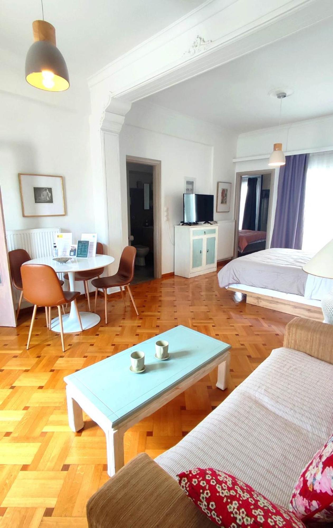 Ulysses Apartments Acropolis Athen Zimmer foto